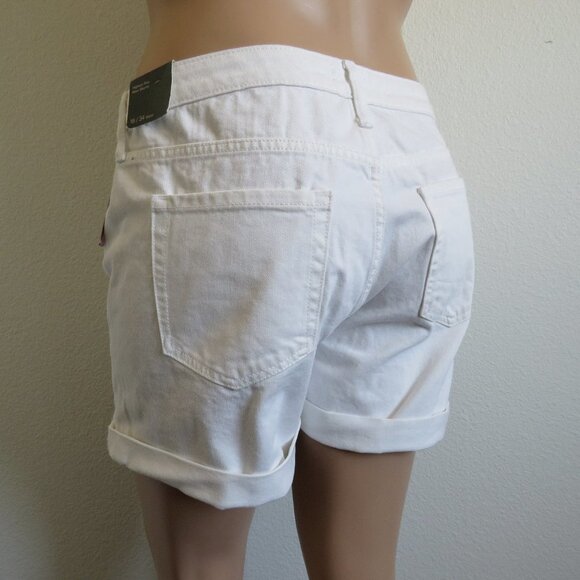 WILD FABLE Jeans Highest Rise White Denim Cuffed Mom Shorts Plus Size 18 NWT - Picture 2 of 2